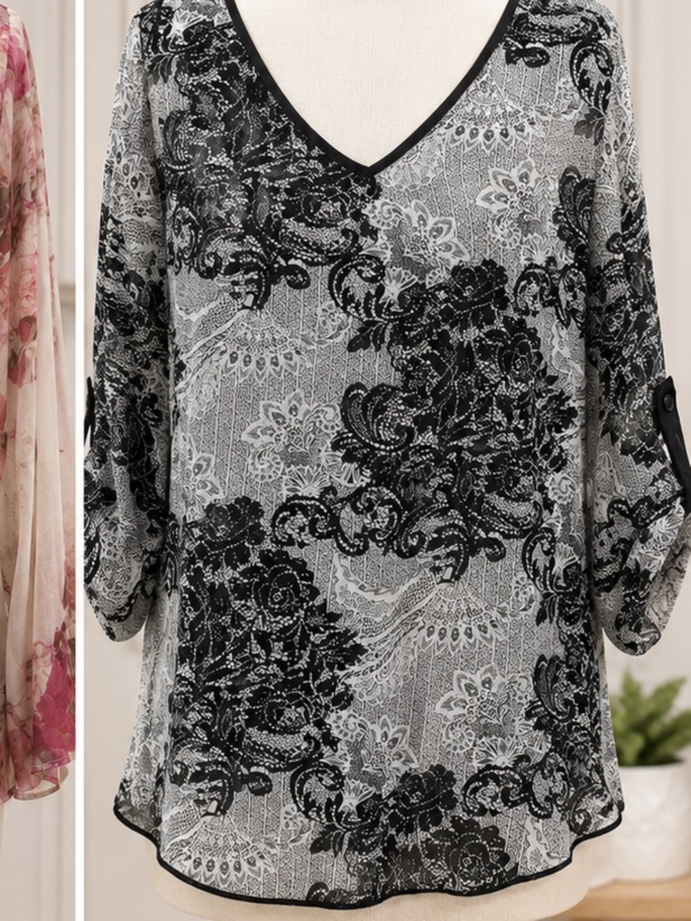 Reitmans Black & White Lace-Print V-Neck Blouse